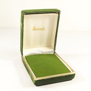 Vintage Green Velvet Jewelry Presentation Box ca 1970s, Moss green Woodwards